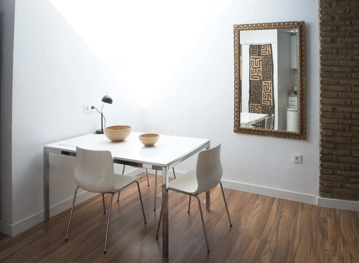 Double E Apartments Corral Esquivel Seville 0*,